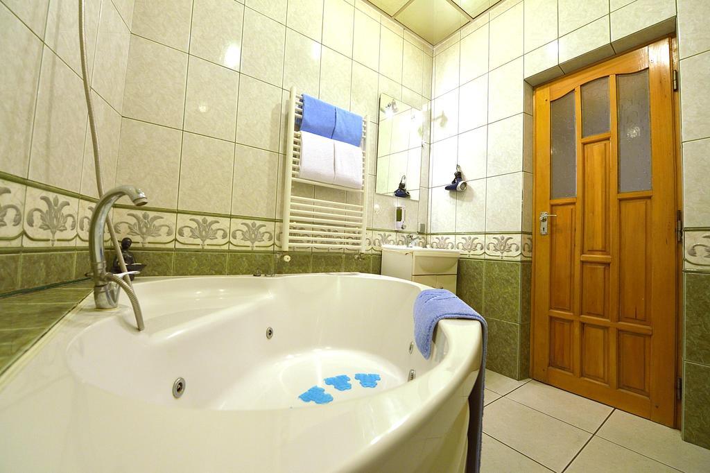 Atlas Accommodation Bucureşti Phòng bức ảnh