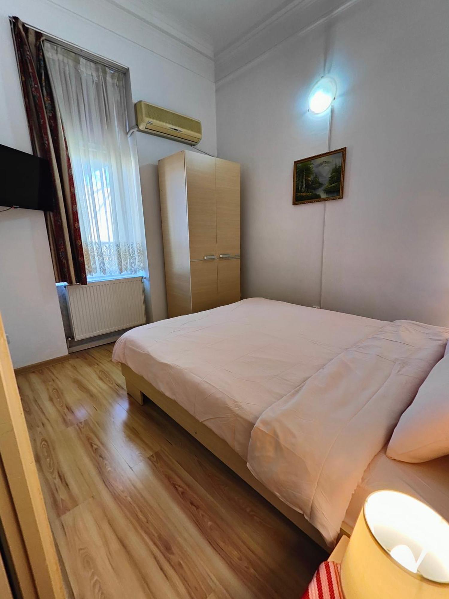 Atlas Accommodation Bucureşti Ngoại thất bức ảnh